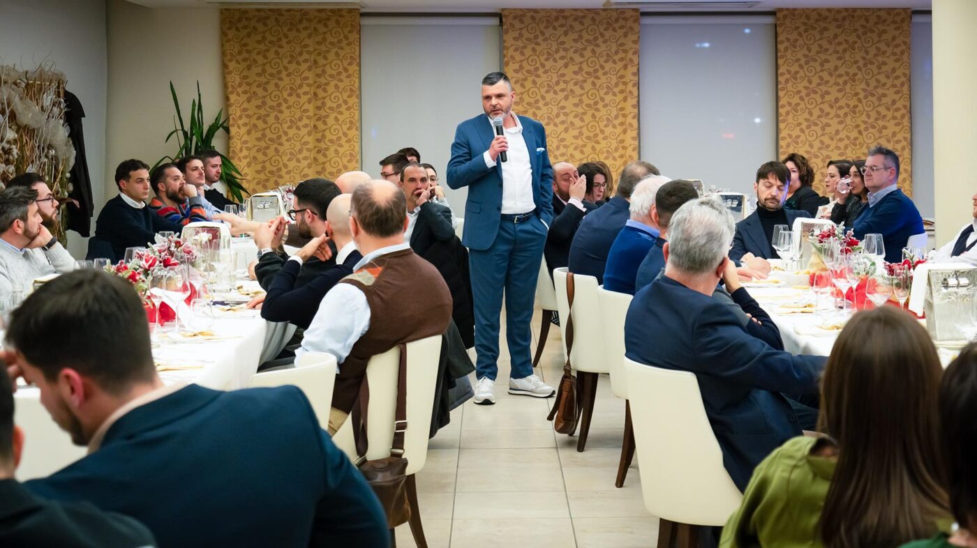 Milos Scordella alla cena di Natale 2024