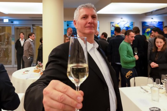 Fabrizio Mazzocchetti brinda alla splendida serata