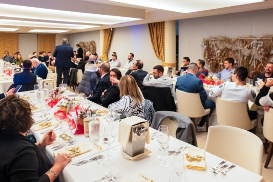 Cena aziendale Natale 2024