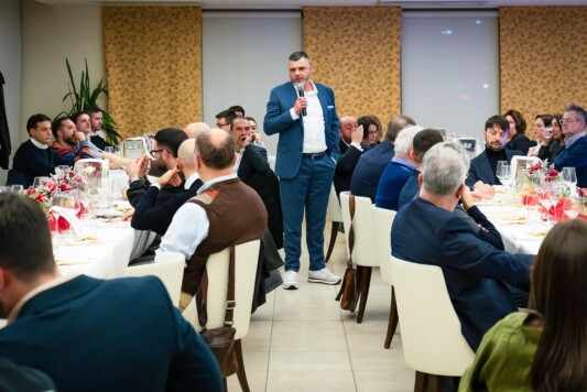 Milos Scordella alla cena di Natale 2024