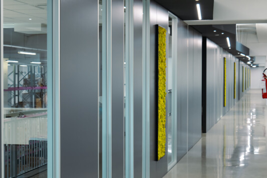 Sede Gruppo Xera centro commerciale Ibisco Città Sant’Angelo Pescara – azienda innovazione tecnologia sostenibilità Abruzzo